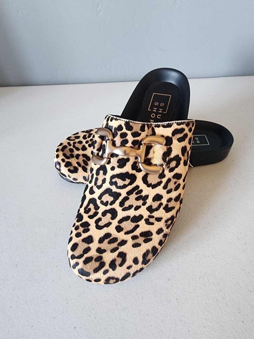 Shu Shop Leopard Clogs "NEW" - Picture 9 of 16